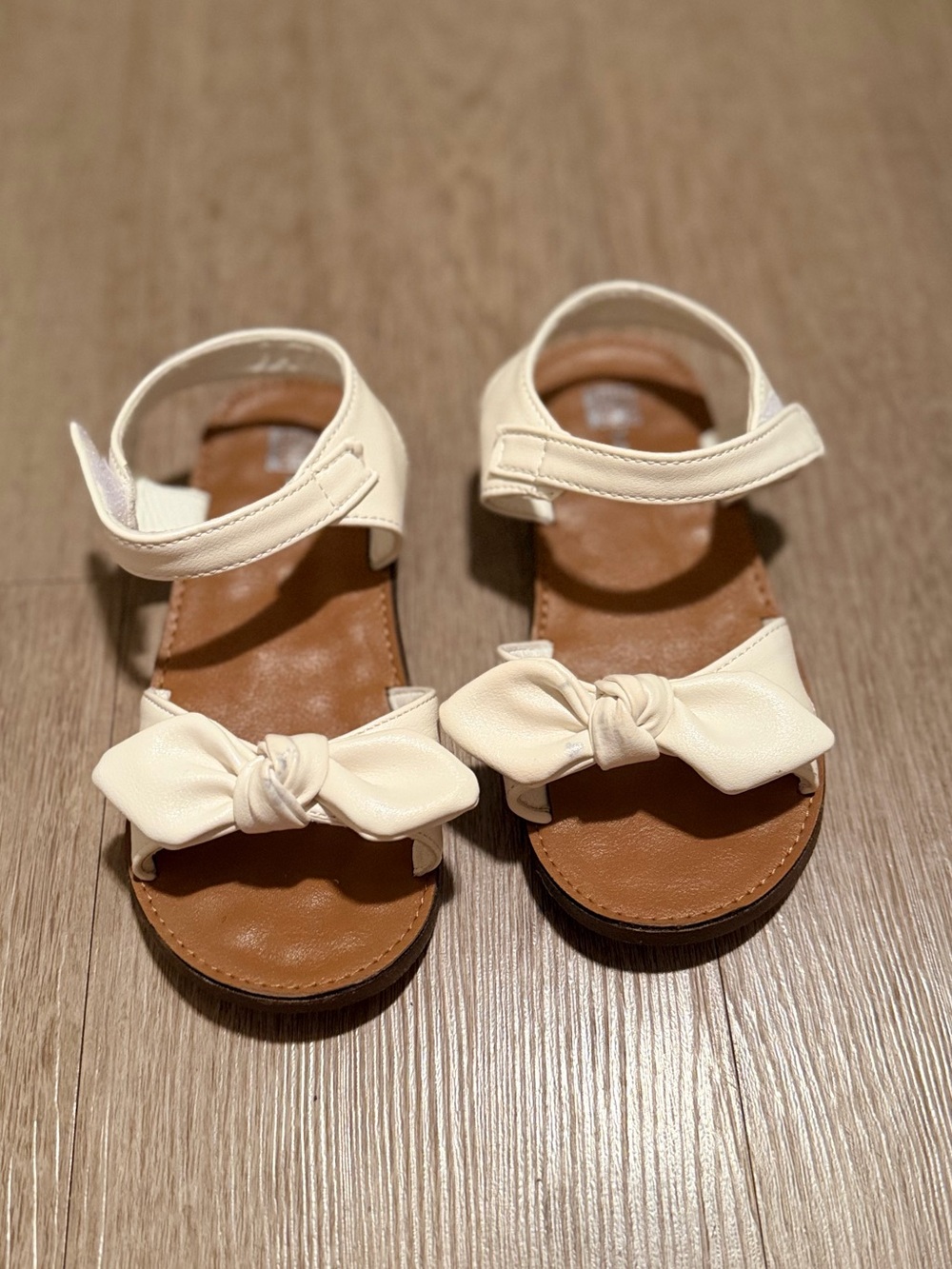 Kids White Bow Sandal